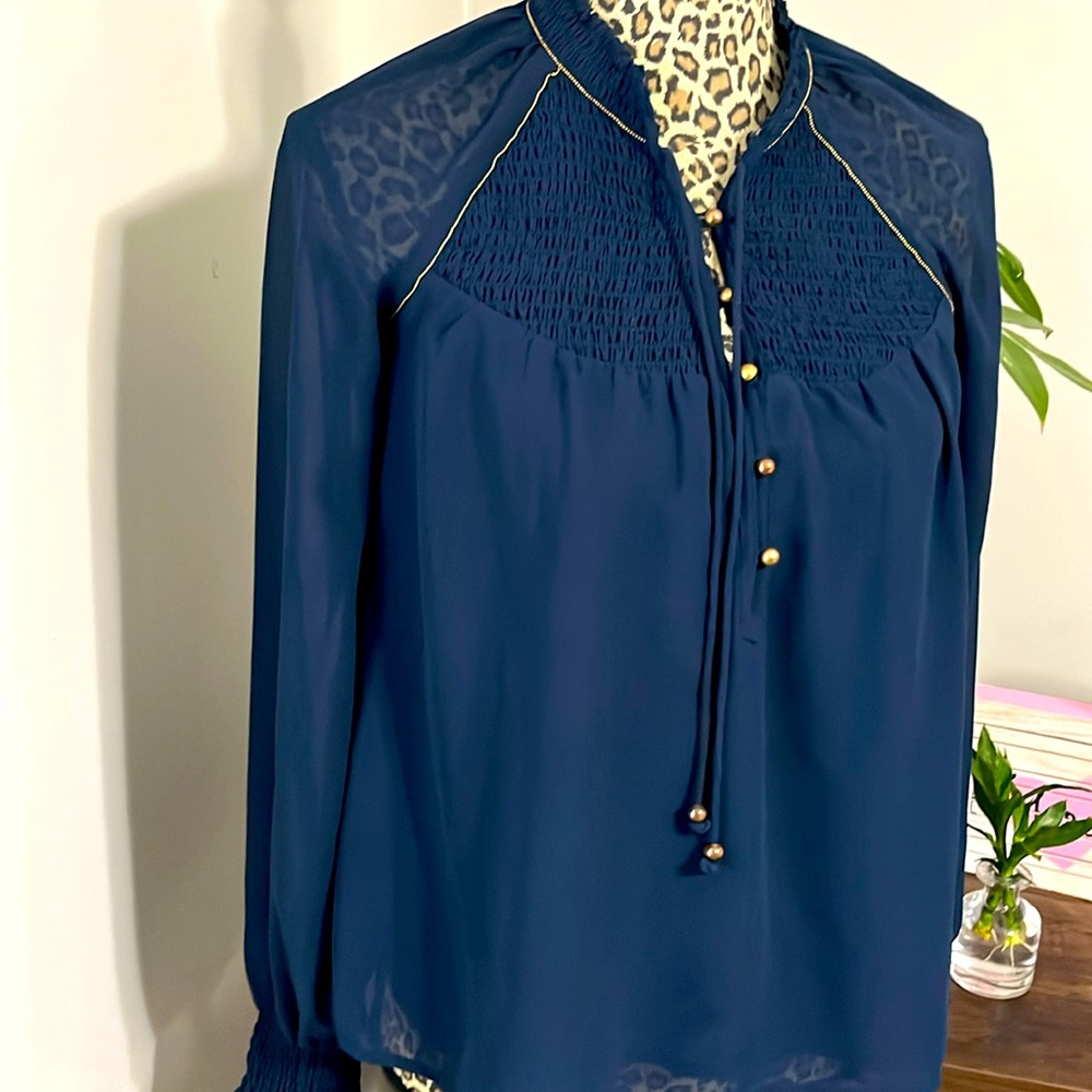 Abercrombie & Fitch top